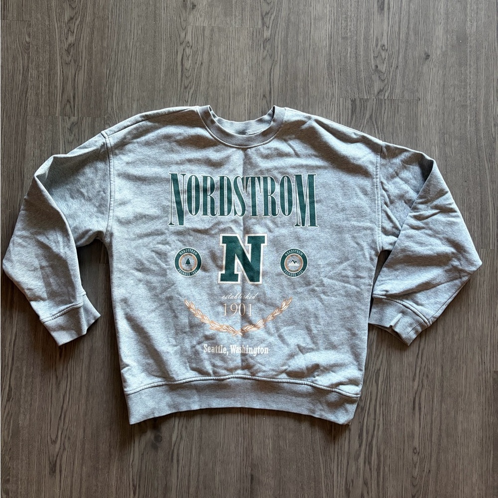Nordstrom Grey Graphic Crewneck Sweatshirt